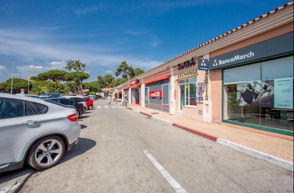 Luxury Beach Side Apartment In Marbella Playa Buitenkant foto