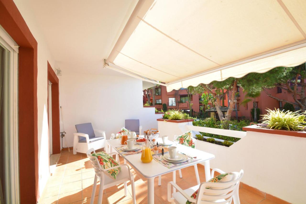 Luxury Beach Side Apartment In Marbella Playa Buitenkant foto